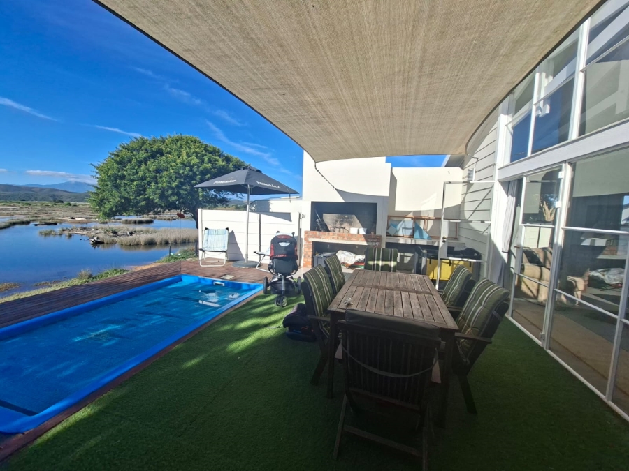 3 Bedroom Property for Sale in Riverside Western Cape